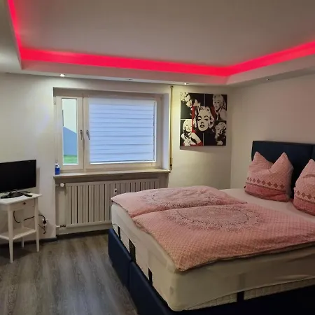 Holiday Apartment *